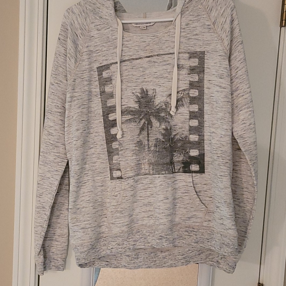 American Eagle pullover hoodie